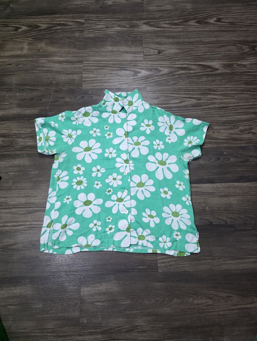 Big Bud Press Lazy Daisy Short Sleeve Button Up Shirt  Flower Power